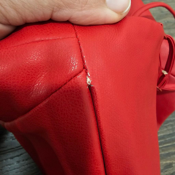 WAYF Giselle Faux Leather Crop Camisole in Red Sz XS - Picture 8 of 11